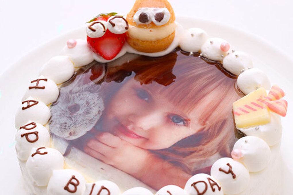 サプライズ誕生日ケーキ画像